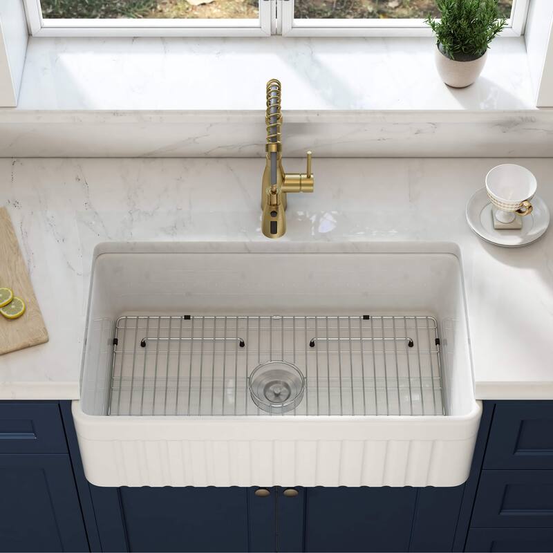 33" White Fireclay Farmhouse Undermount Kitchen Sink with Bottom Grid and Strainer