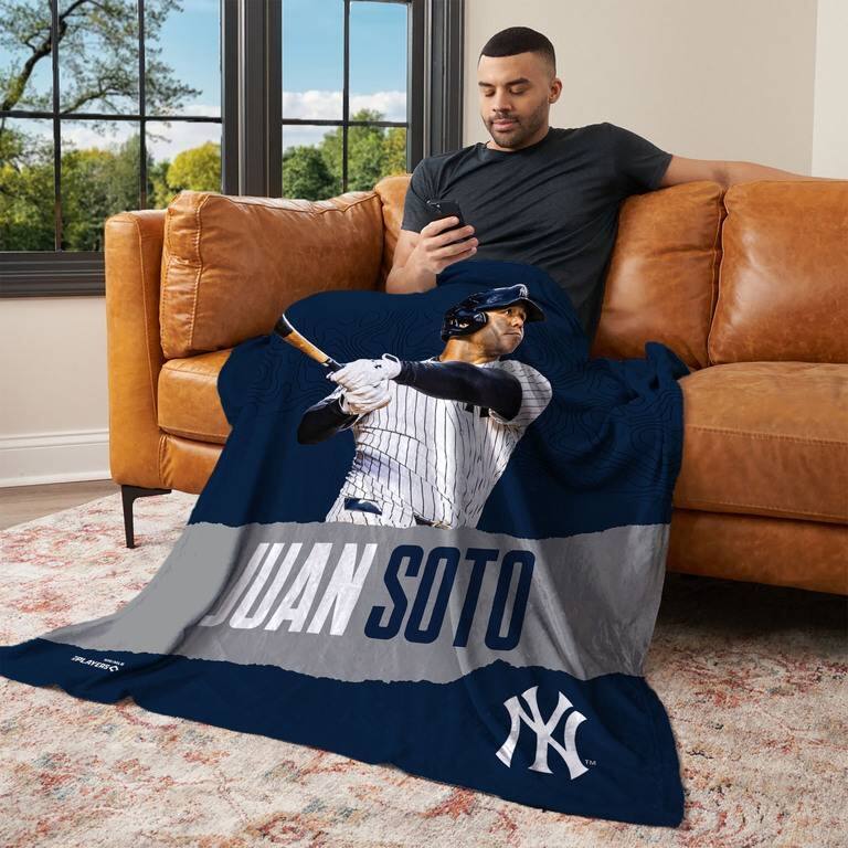 MLB New York Yankees Player Silk Touch Throw Blanket