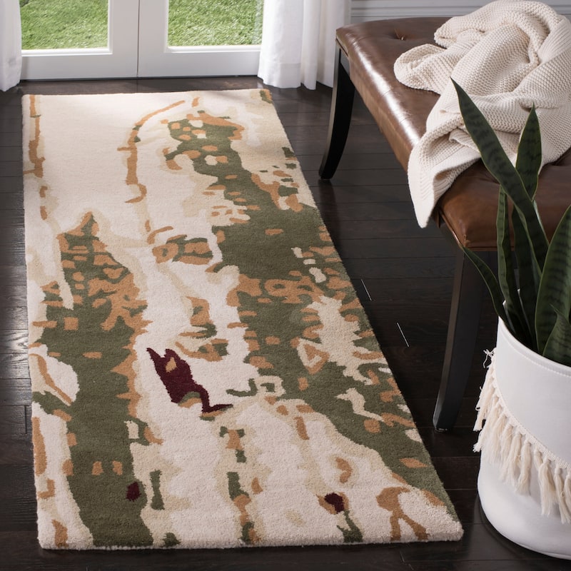 SAFAVIEH Handmade Bella Pavuna Modern Floral Wool Rug - 2'3" x 7' Runner - Beige/Green