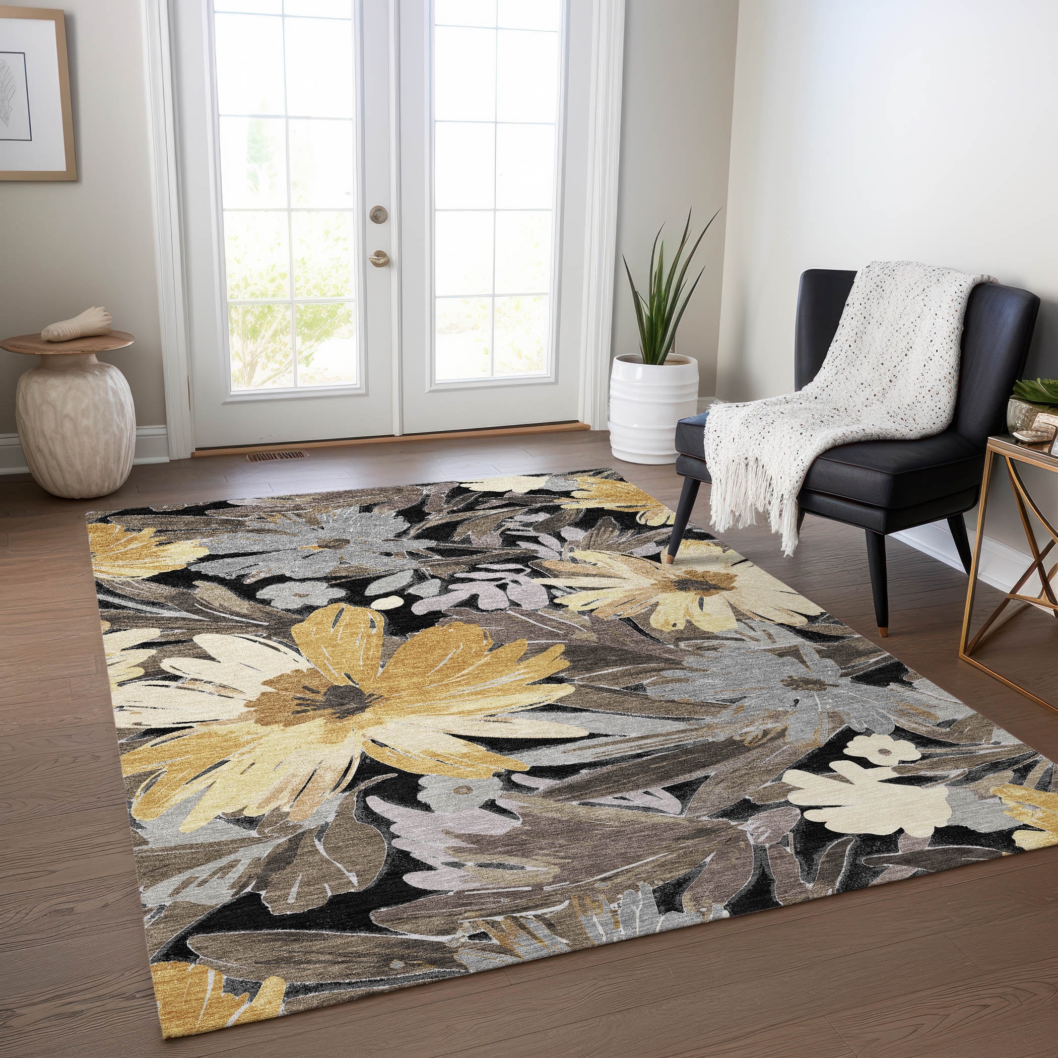 Machine Washable Indoor/ Outdoor Modern Floral Chantille Rug