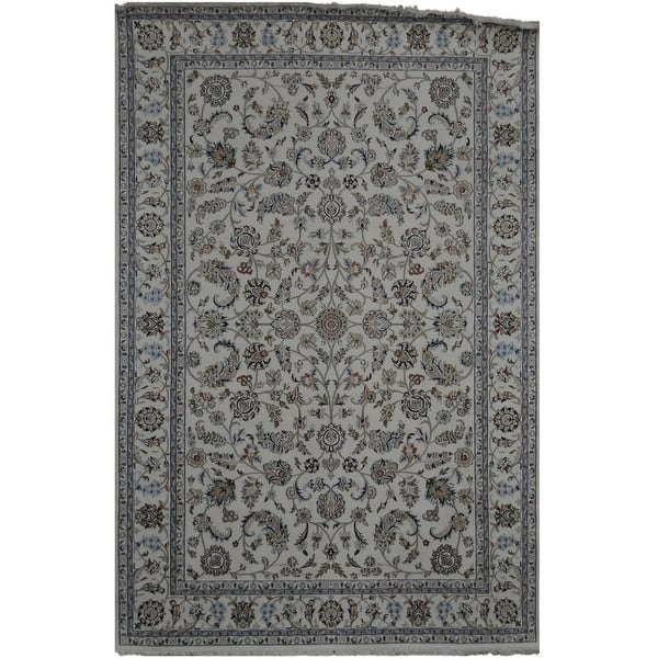 slide 1 of 3, Handmade Persian Design Nain Wool & Silk Rug (India) - 6'8 x 10'2