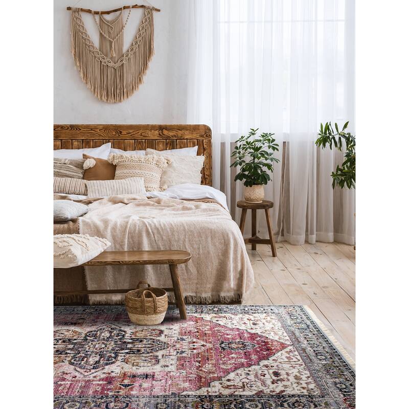 Sydney Collection - Pink/Cream/Blue Elaborate Border Rug