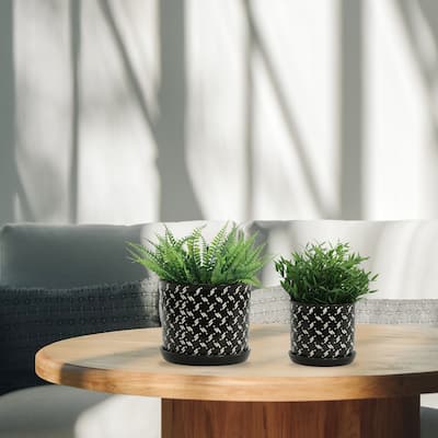 Sagebrook Home Set of 2 Planters Ceramic Black and White Planters with Contemporary Dot Design Indoor or Outdoor