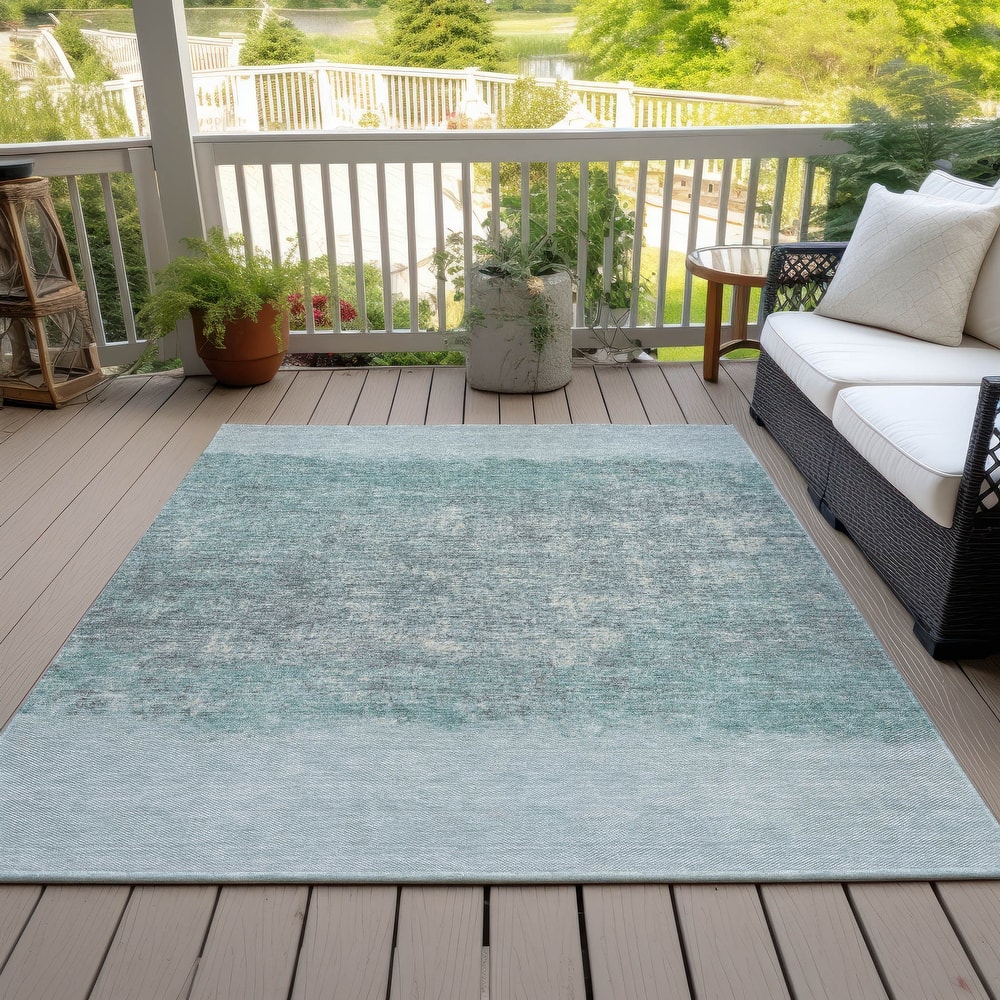 Machine Washable Indoor/Outdoor Border Ombre Chantille Rug