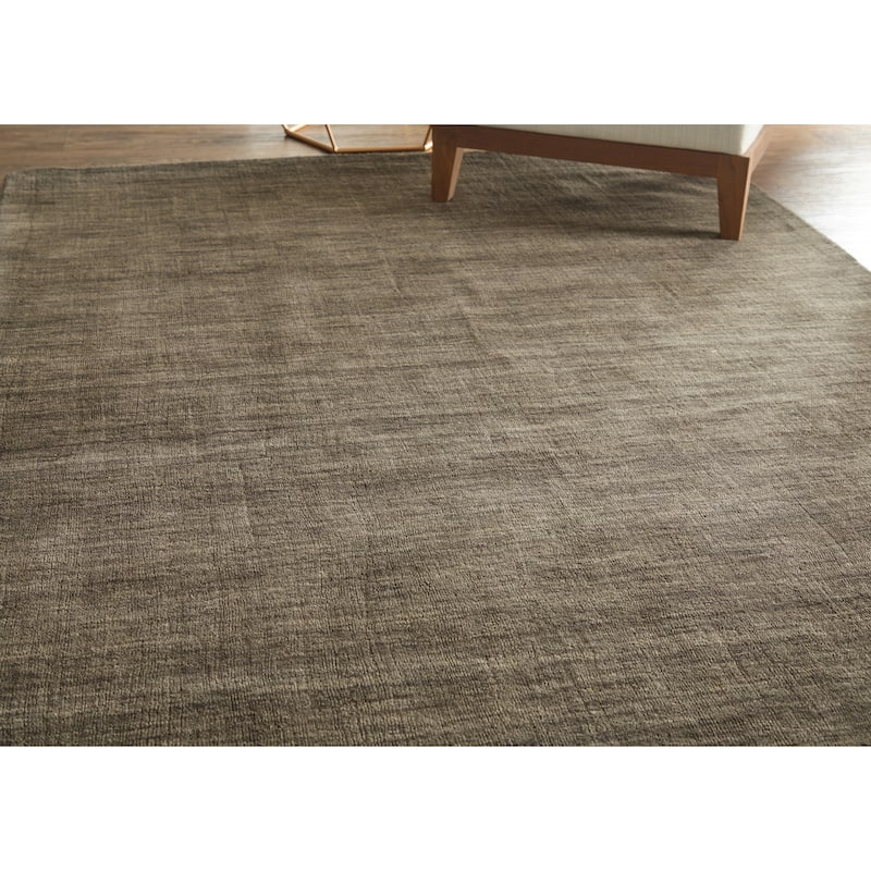 Grand Bazaar Celano Hand Woven Solid Modern Area Rug.