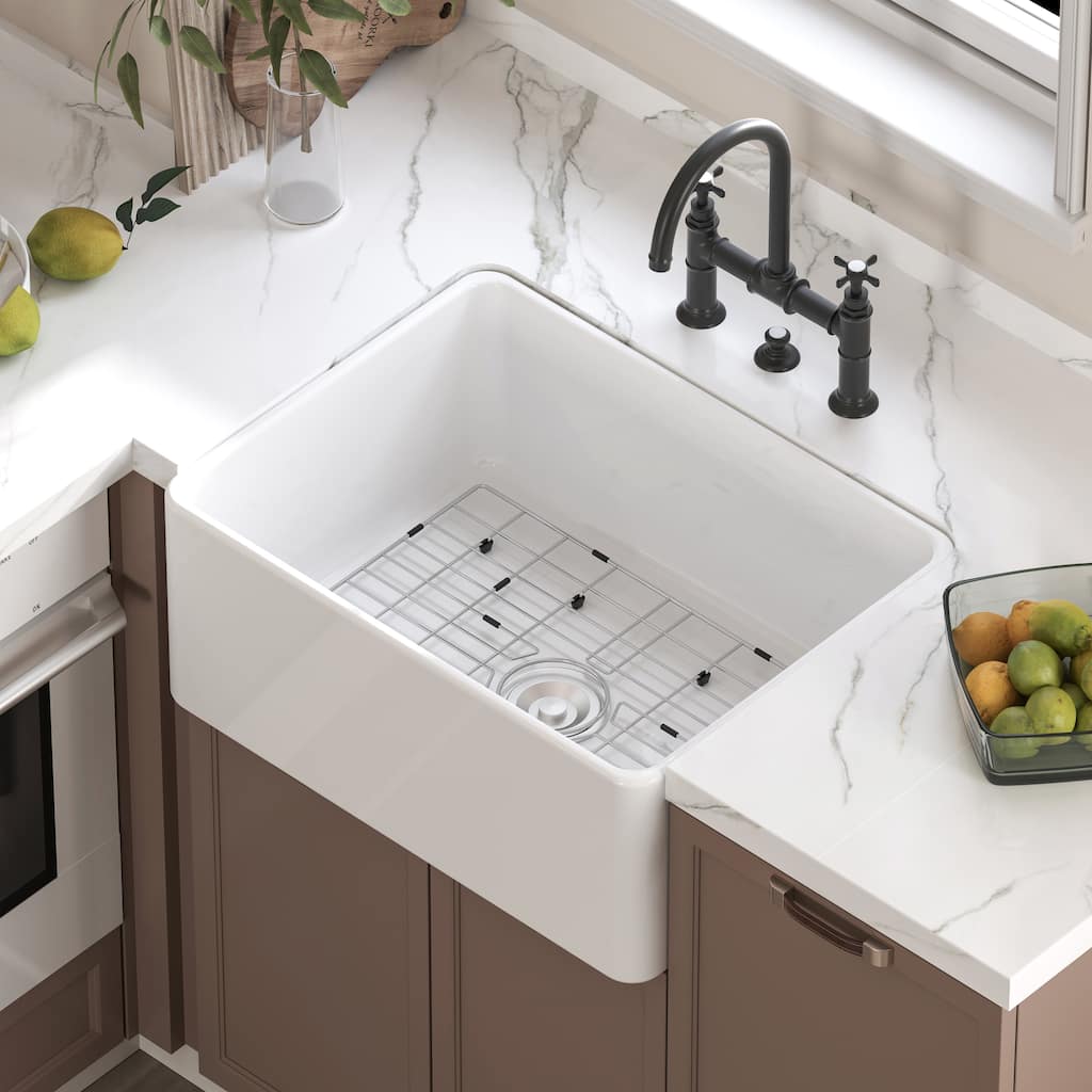 24" L X 18" W Farmhouse Kitchen Sink with Sink Grid & Basket Strainer