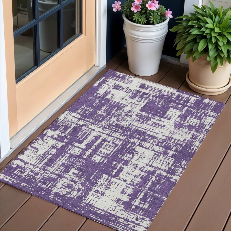 HomeRoots Abstract Transitional Rectangle Outdoor Rug - 3' x 5'