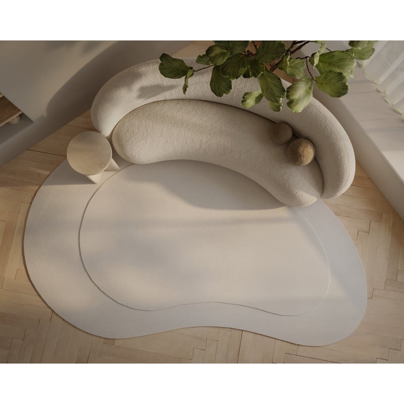 Momeni Claude Hand Tufted Wool Solid Color Area Rug
