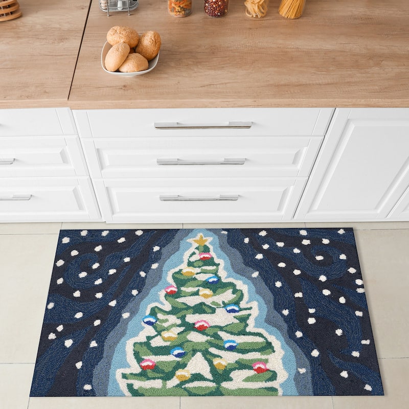 Liora Manne Frontporch Xmas Tree Indoor/Outdoor Rug Midnight 20"X30"