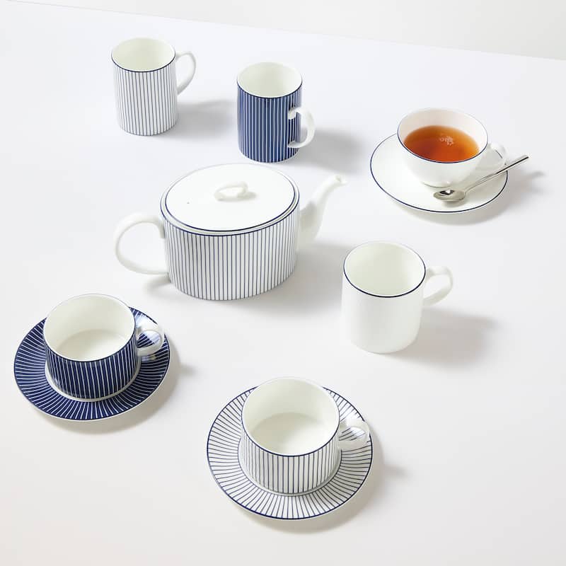 Wedgwood Gio Blue Teacup & Saucer 8.7floz, Blue Line