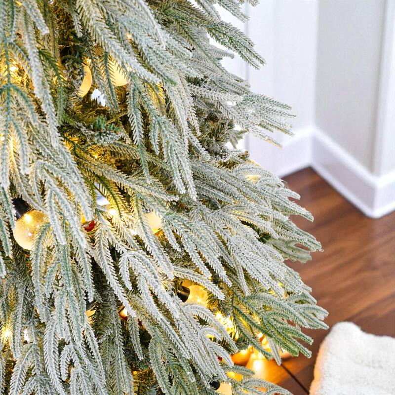 6FT Pre-Lit Snow Flocked Christmas Tree with Warm LED Lights, Artificial Hinged Spruce Holiday Décor