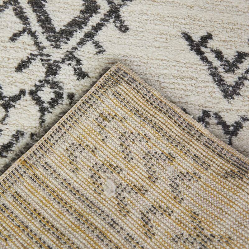Ardennes Chevron Border Area Rug