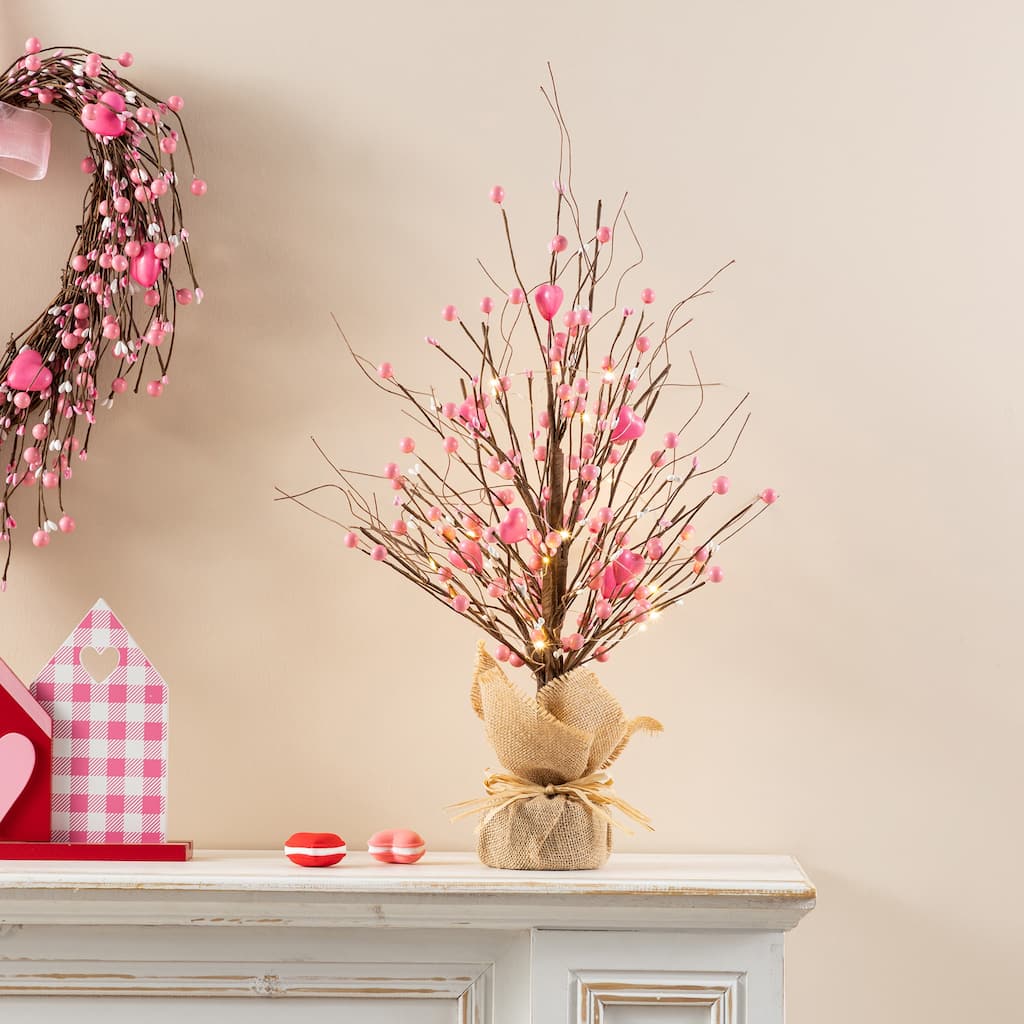 Glitzhome LED Lighted Valentine's Pink Berry Heart Table Tree