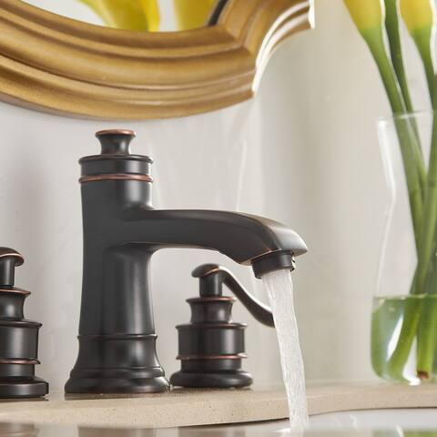 Classic Widespread Bathroom Faucet