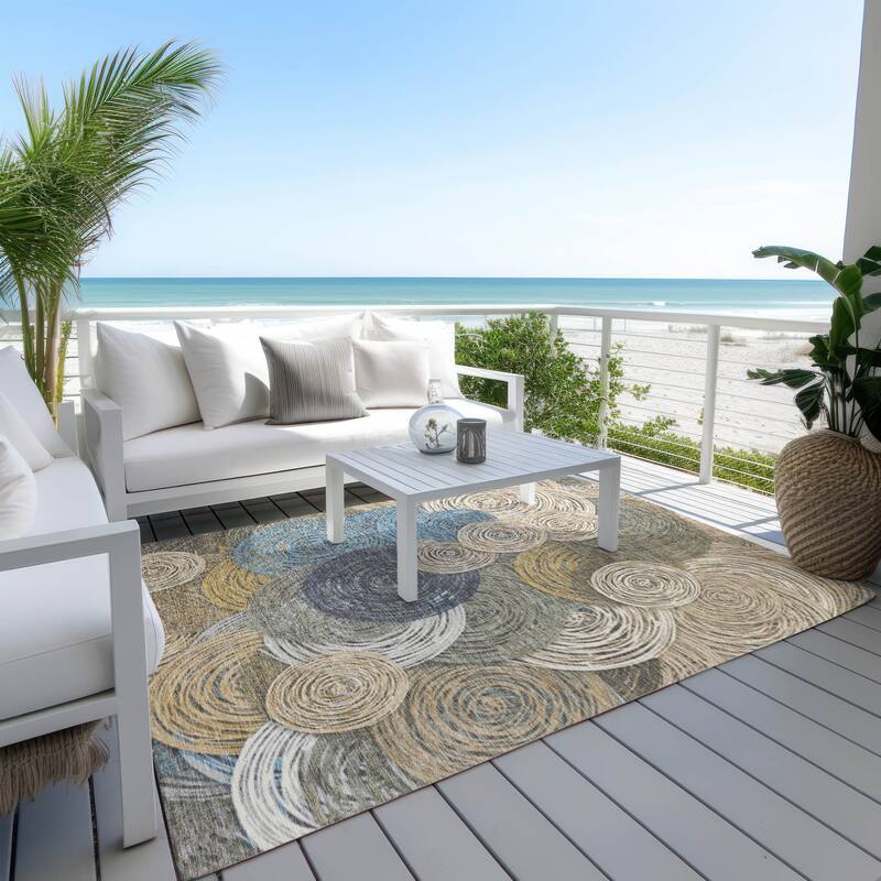 Machine Washable Indoor/ Outdoor Modern Twister Chantille Rug