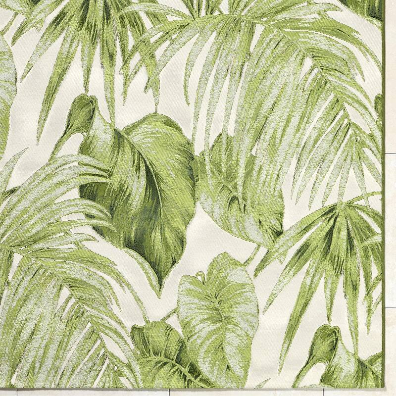 Livabliss Warsaw Tropical Indoor / Outdoor Area Rug