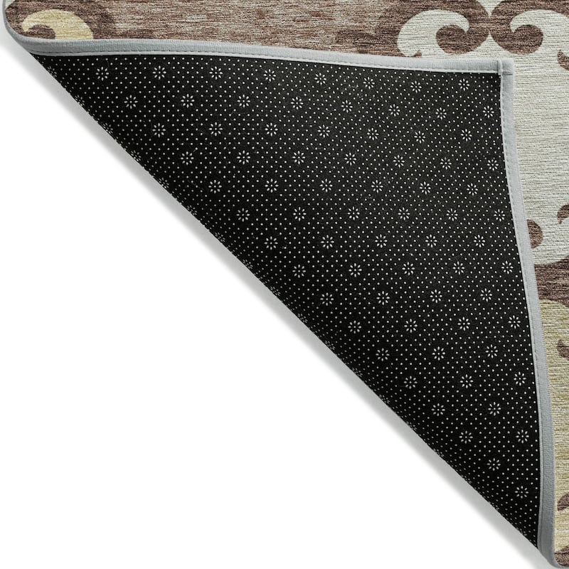 Machine Washable Indoor/ Outdoor Chantille Traditional Scroll Rug