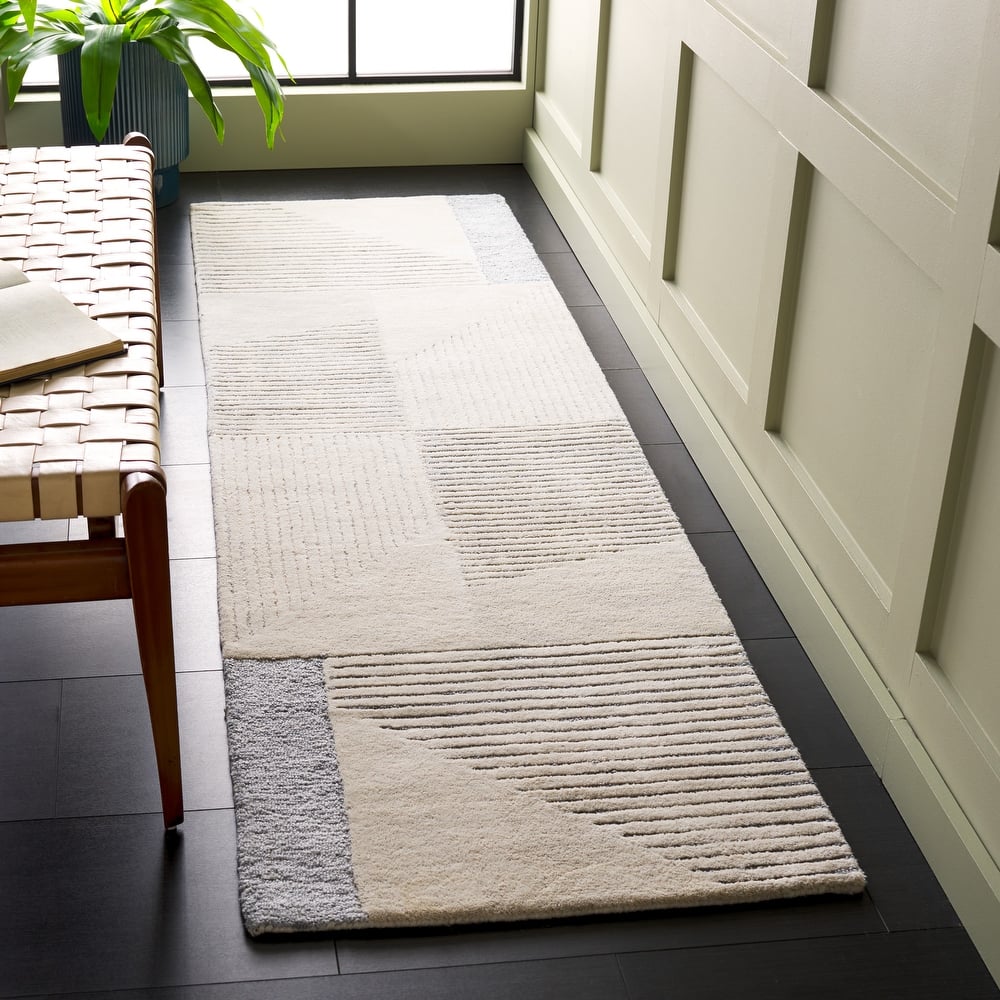 SAFAVIEH Handmade Ebony Makvala Contemporary Wool Rug