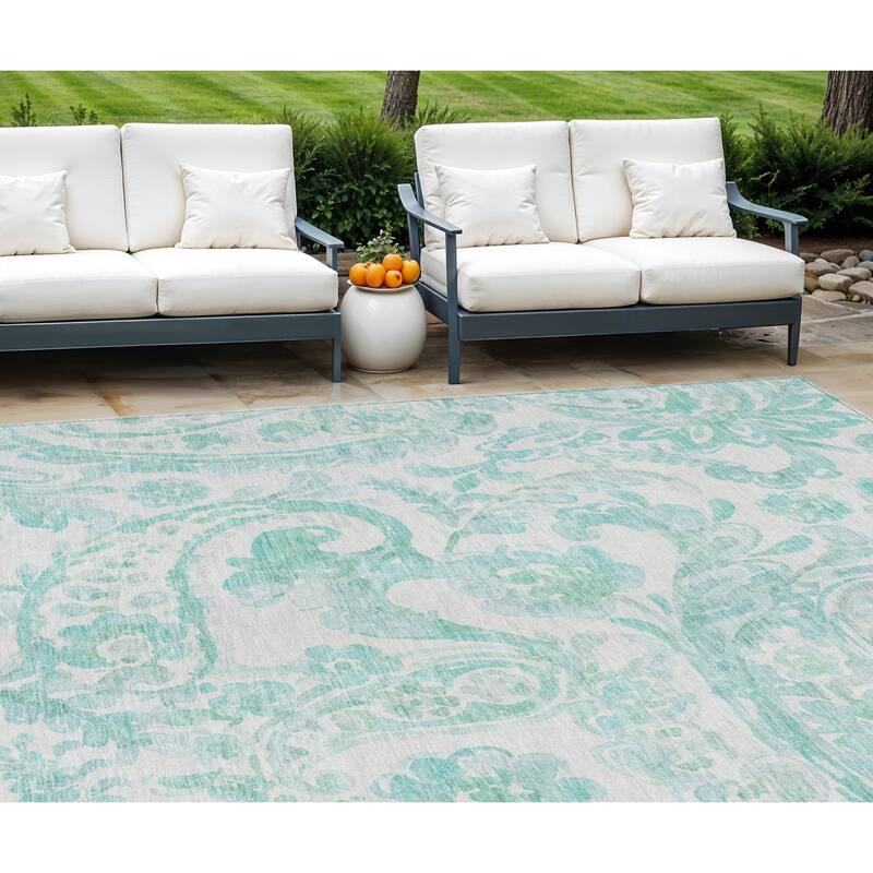 HomeRoots Paisley Transitional Rectangle Outdoor Rug - 8' X 10'