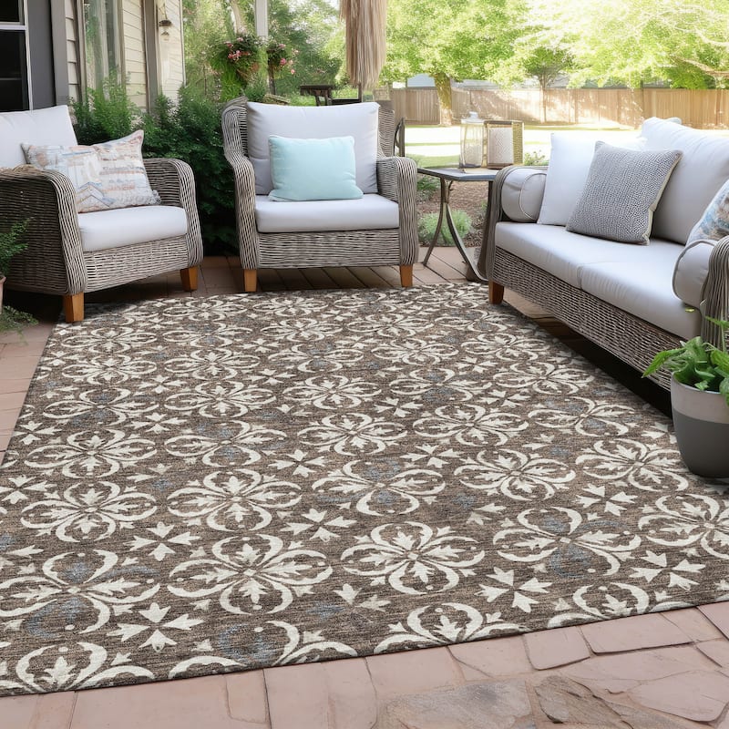 Machine Washable Indoor/ Outdoor Chantille Traditional Medallion Rug - Brown - 2'6" x 3'10"