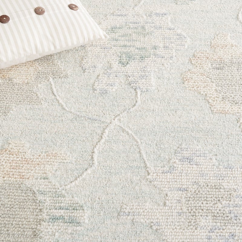 SAFAVIEH Handmade Abstract Fabiana Wool Rug