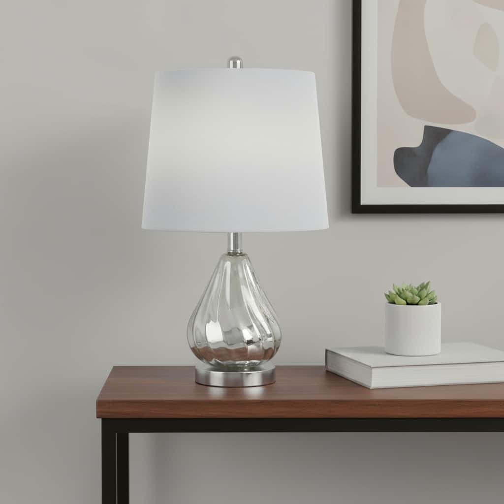 HomeRoots 21" Silver Glass And Metal Scalloped Table Lamp With Gray Drum Shade - 12.00 in. x 20.50 in. x 12.00 in.