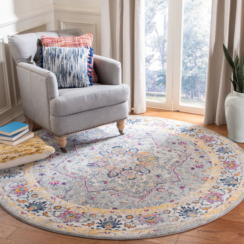 SAFAVIEH Evoke Slavenka Vintage Boho Medallion Rug - 6'7" Round - Grey/Grey