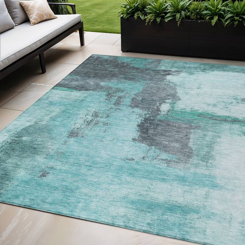 HomeRoots Abstract Transitional Rectangle Outdoor Rug - 5' X 8'