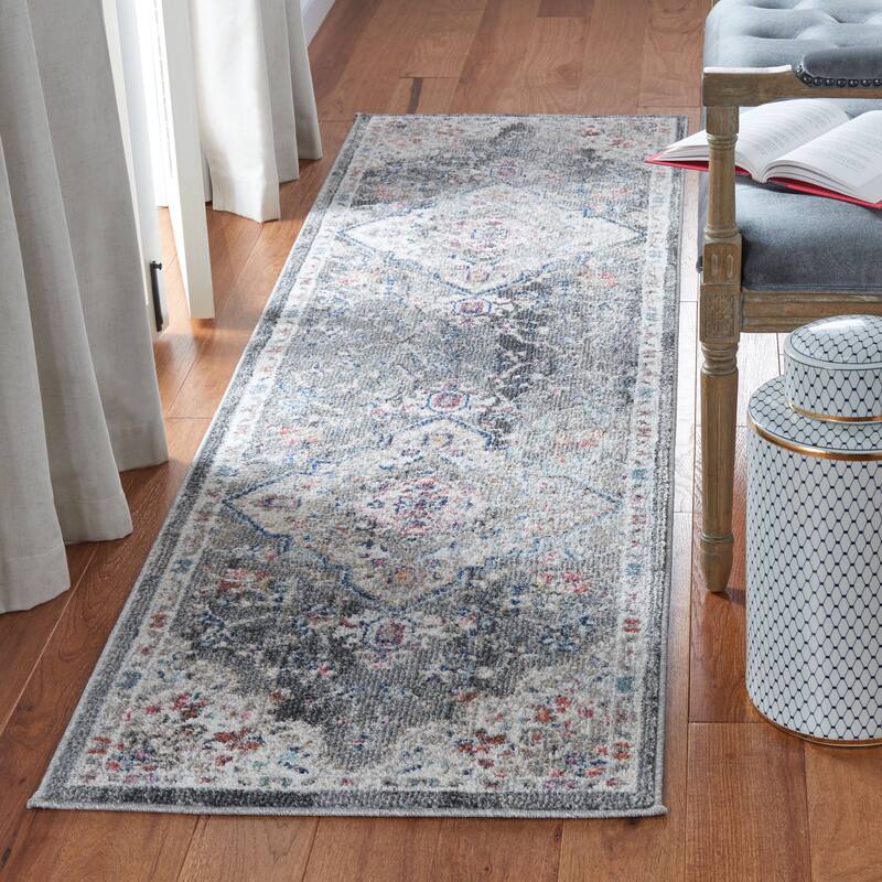 SAFAVIEH, Phoenix Alcea Boho Medallion Distressed Rug