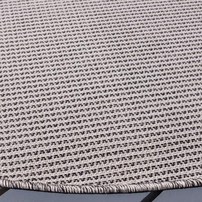 Martha Stewart by SAFAVIEH Silvestra Indoor/ Outdoor Rug