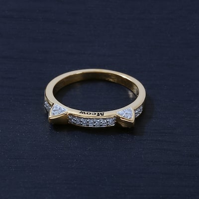 1/10ct TDW Diamond Cat Ear Fashion Ring in 10K Gold for Women