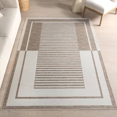 Nuloom Caoimhe Geometric Indoor/Outdoor Area Rug