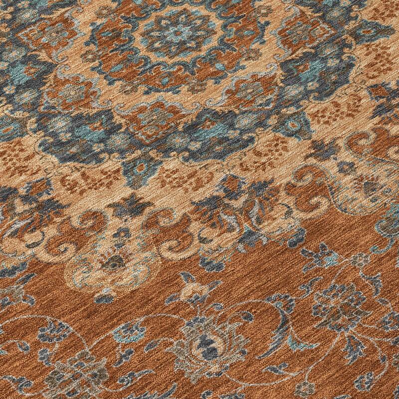 Machine Washable Indoor/ Outdoor Traditional Awaka Chantille Rug