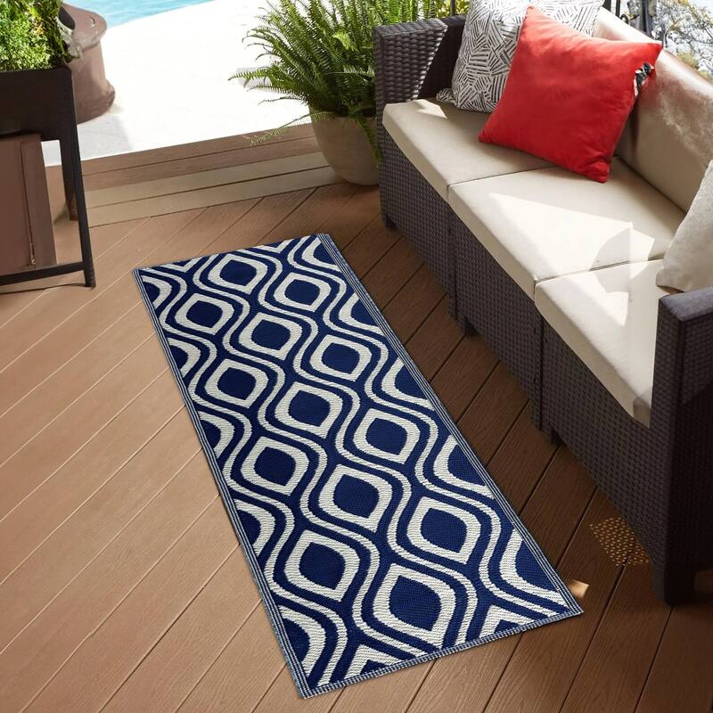 Playa Rug Outdoor Recycled Reversible Plastic Folded Mat/Rug Venice Collection Lightweight & Weather, Water and UV Resistant