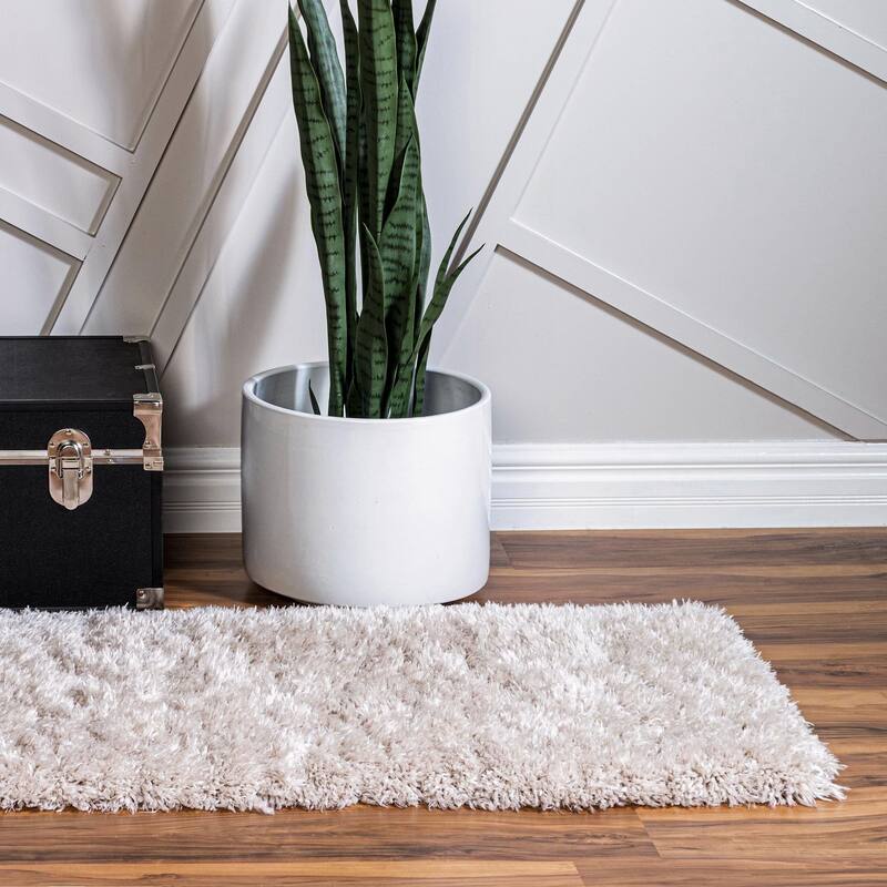 Shag Arum Shag Collection Area Rug