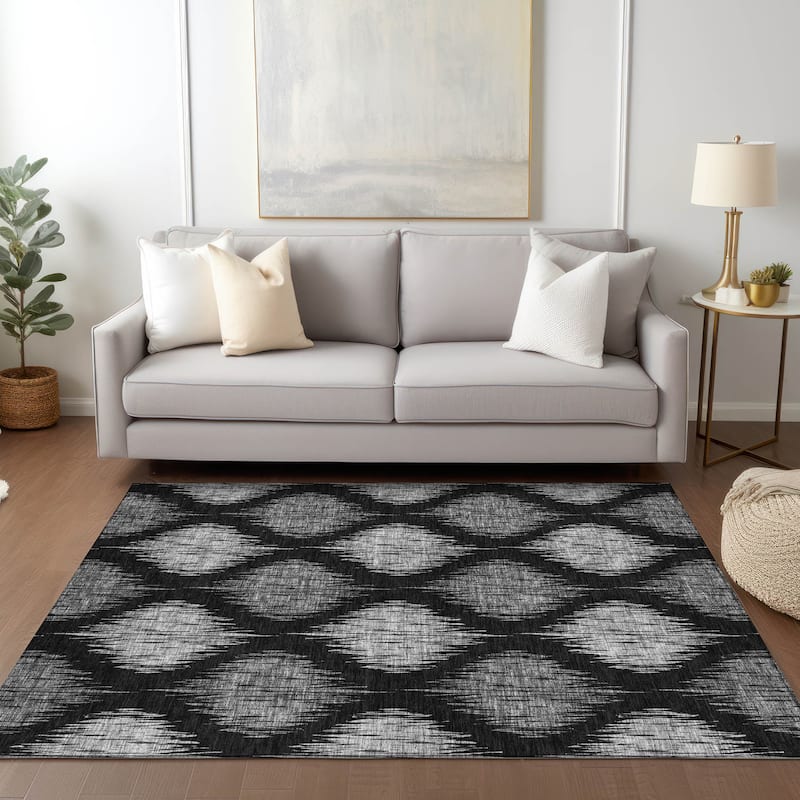 Machine Washable Indoor/ Outdoor Chantille Contemporary Geo Rug
