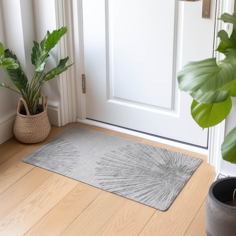 Machine Washable Indoor/ Outdoor Chantille Contemporary Burst Rug - Gray - 1'8" x 2'6"