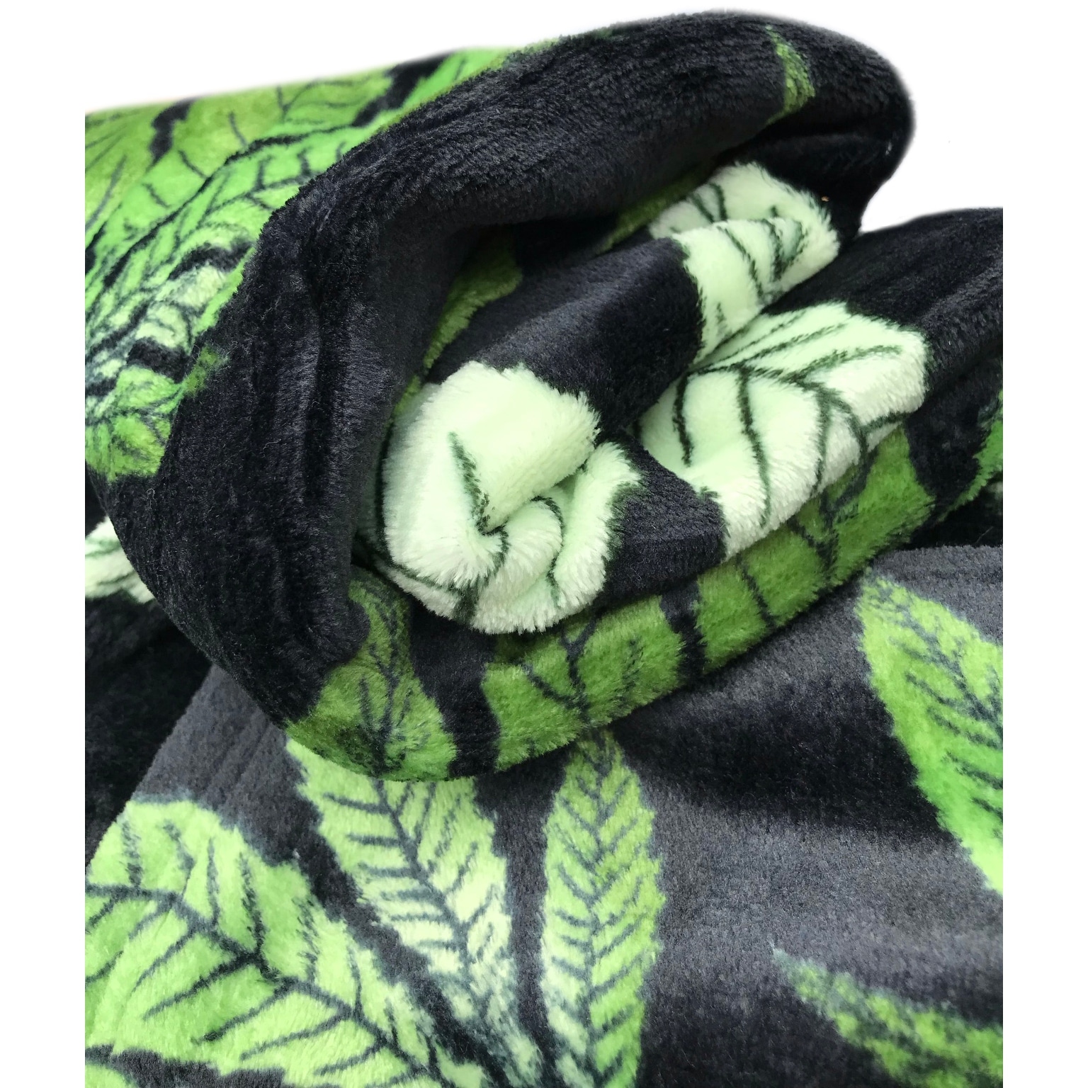 Marijuana Leaf Fleece Plush Microfiber Soft Blanket-image