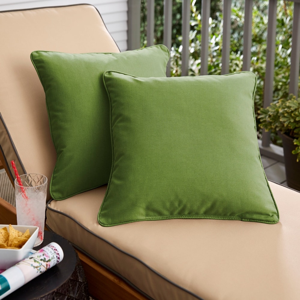 Sorra Home Sunbrella Spectrum Cilantro Corded Indoor/ Outdoor Pillow Set (Set of 2)