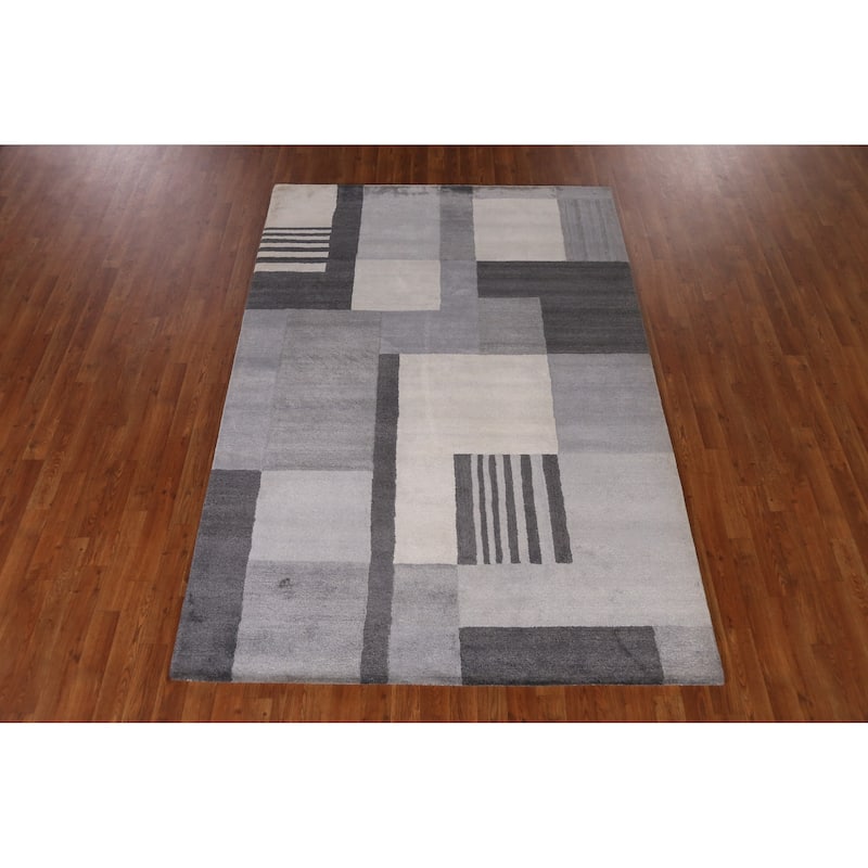 Gray Modern Indian Area Rug Hand-Tufted Wool Carpet - 5'3" x 7'7"