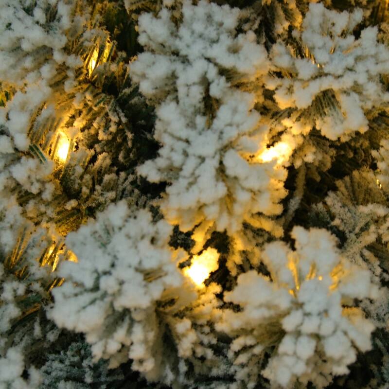 6ft Flocking Tied Light Christmas Tree