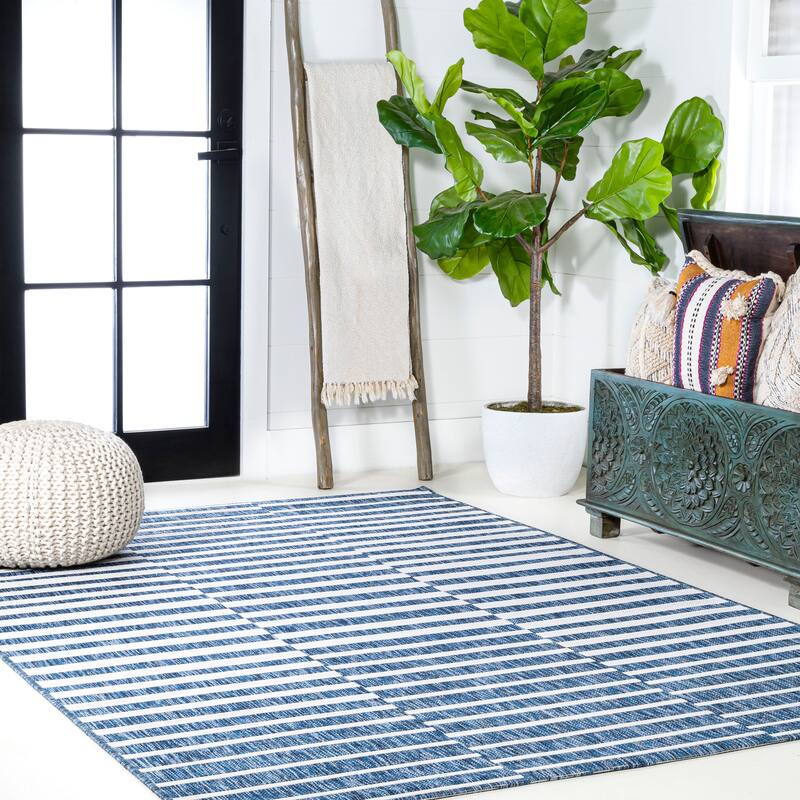 JONATHAN Y Grid Modern Offset Stripe Indoor/Outdoor Area Rug