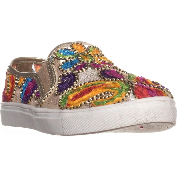 gold sneakers canada