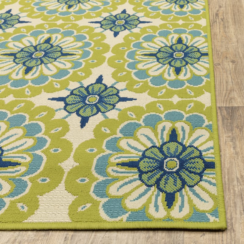 Vista Home Catalina Floral Medallions Indoor/Outdoor Area Rug--