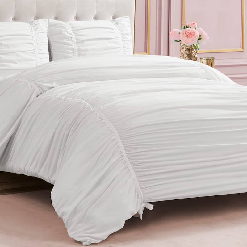 Juicy Couture Ribbon Ruched Comforter Sets