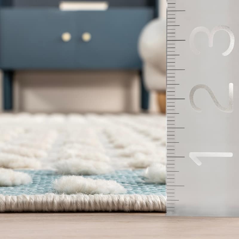 Nuloom Cecelia Polar Bear Kids Fringe Area Rug