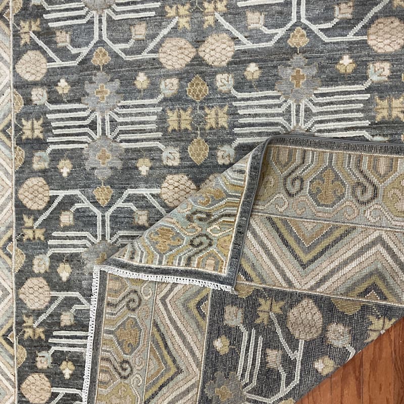 HERAT ORIENTAL Handmade Vegetable Dye Khotan Wool Rug - 6'5" x 9'2"
