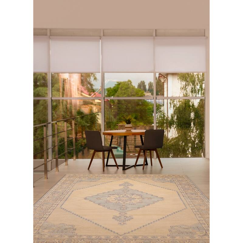 ECARPETGALLERY Hand-knotted Jules Serapi Cream Wool Rug - 8'0 x 9'10