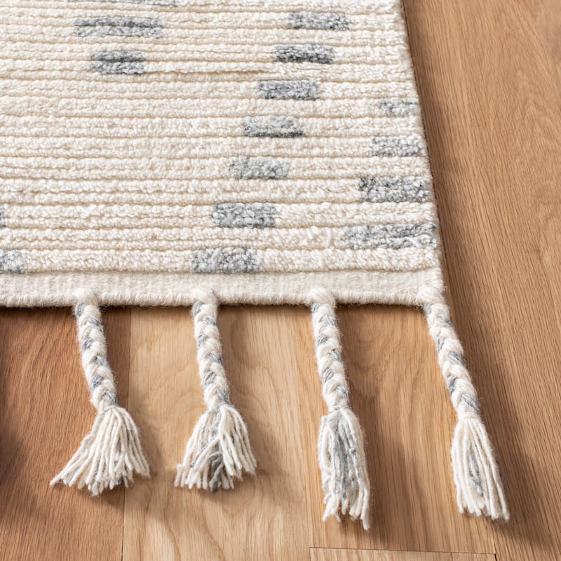 SAFAVIEH Hand-Knotted Casablanca Shag Boginja Tribal Wool Rug