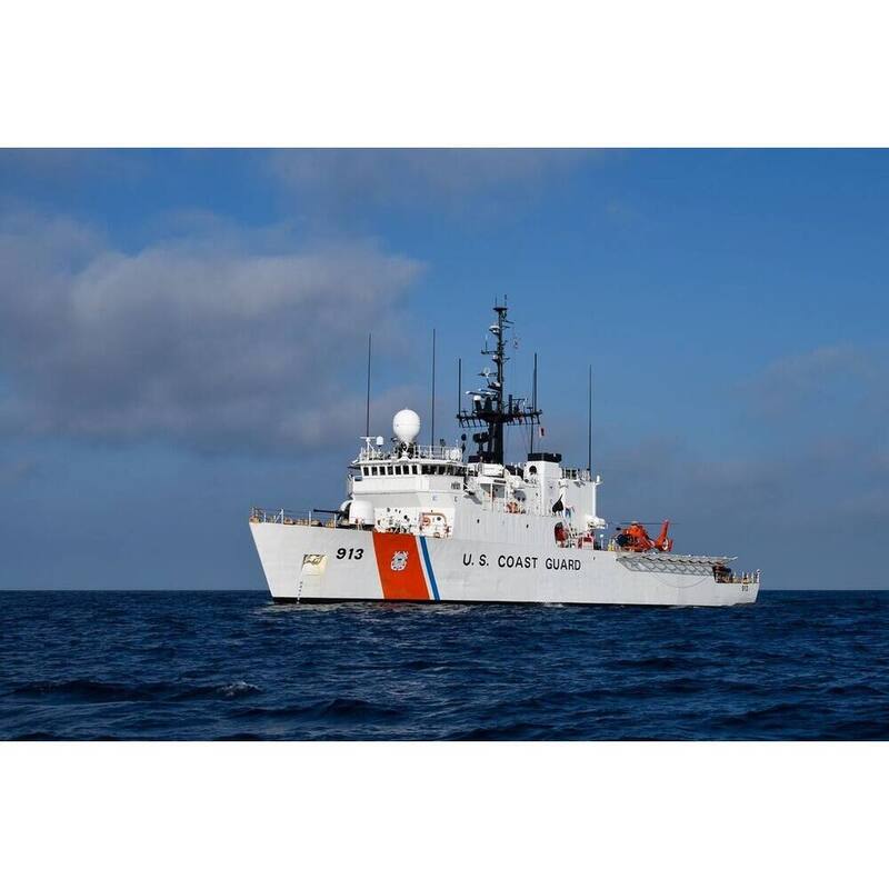 USCGC Mohawk WMEC-913 30 Inches L Ship Model